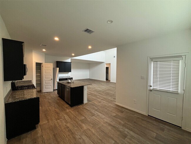 Building Photo - 7326 Audubon Russet Dr