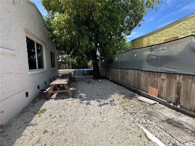 Building Photo - 267 NW 33rd St