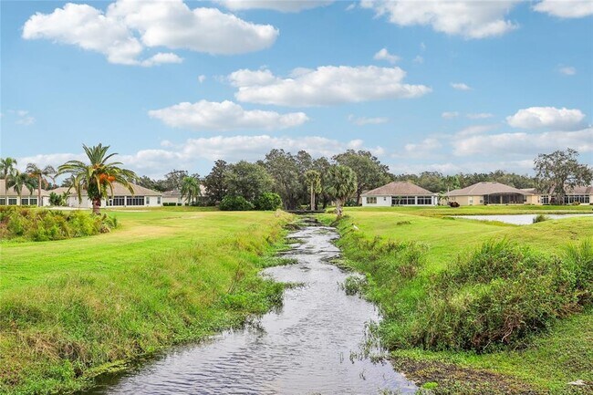 Building Photo - 235 Royal Palm Dr