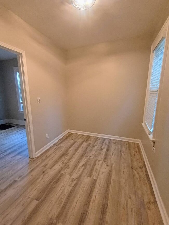 Building Photo - Charming 4-Bedroom Home in Harambee