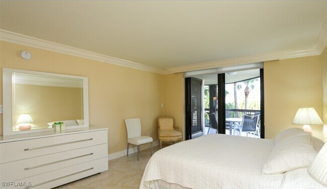 Building Photo - 4551 Gulf Shore Blvd N