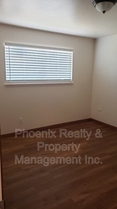 Building Photo - 1119 Centaur Cir