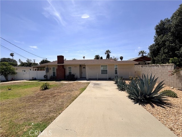 Building Photo - 1641 N Towne Ave