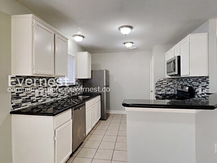 Building Photo - 126 Barbetta Ct