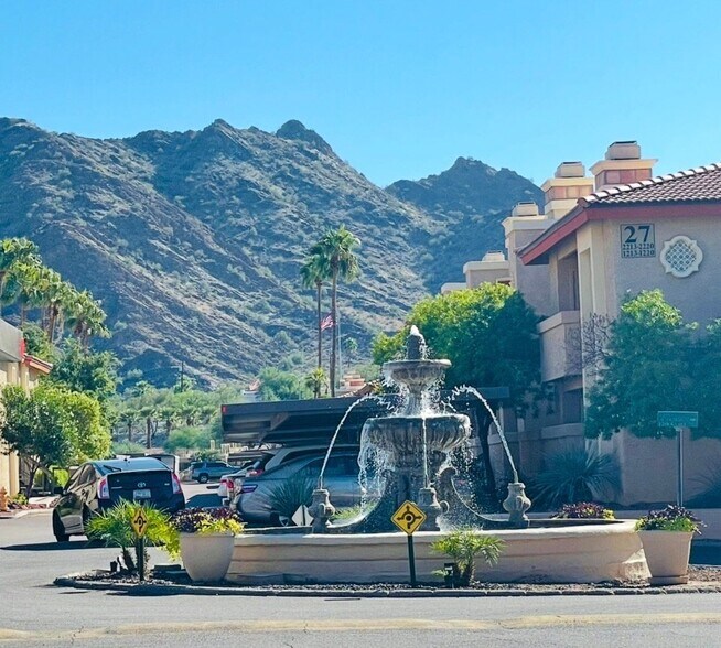 Building Photo - 10410 N Cave Creek Rd