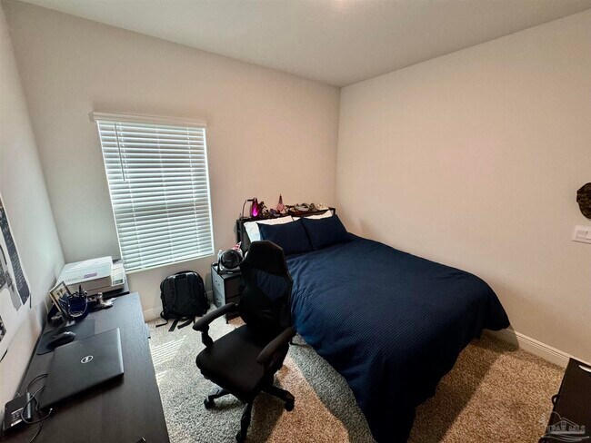 Building Photo - 8084 Fir Tree Dr