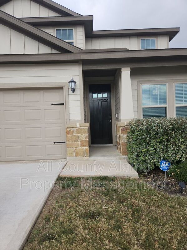 Building Photo - 9511 Bonito Fls Dr