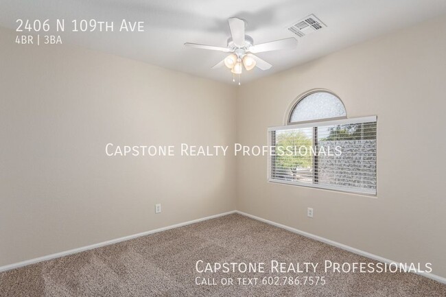 Building Photo - AVAILABLE FOR MOVE IN ASAP! CRYSTAL GARDEN...