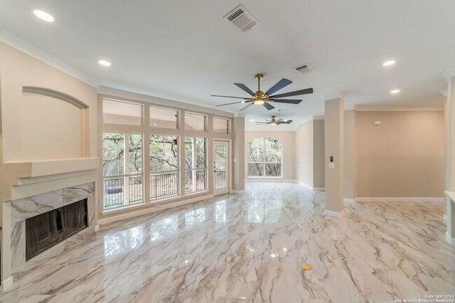 Building Photo - 18605 Elmbrook