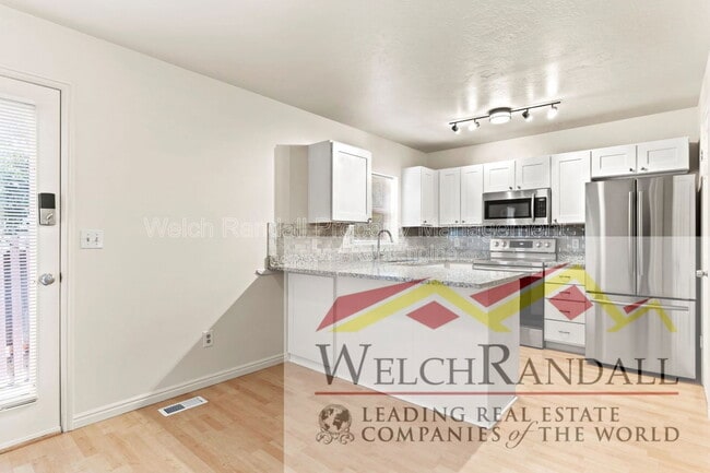 Building Photo - 1701 E 1450 S