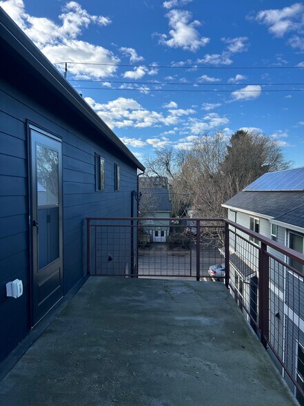 Personal balcony off master bedroom - 4022 NE Mallory Ave