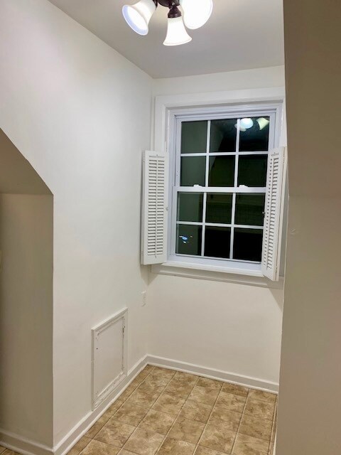 Breakfast nook - 1206 Church St