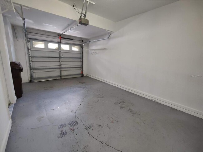 Building Photo - 2980 Ashland Ln S