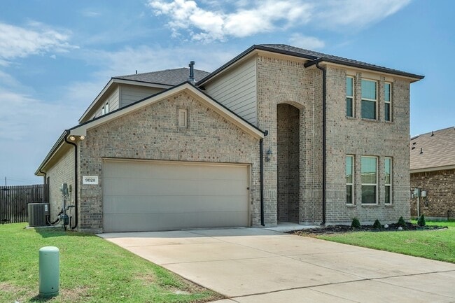 Building Photo - 9028 Zubia Ln