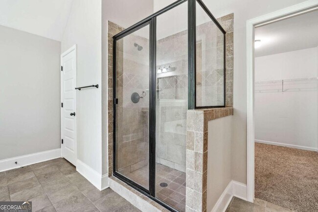 Building Photo - 2214 Golden Eagle Dr
