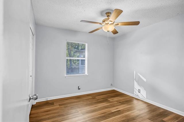 Building Photo - 2323 Breckenridge St