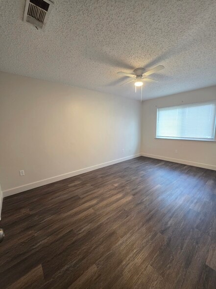 Primary Bedroom - 46 Carriage Ln