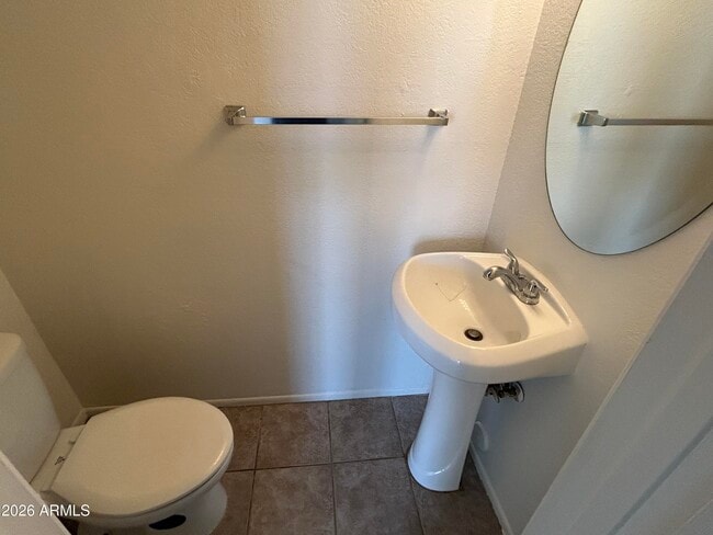 Building Photo - 5827 N 59th Dr