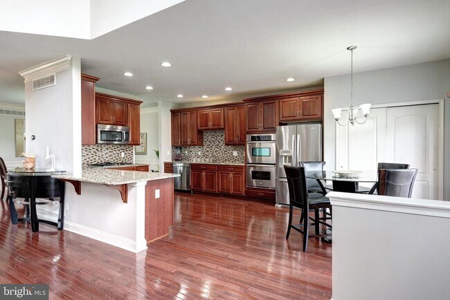 Building Photo - 2604 Rockledge Ct