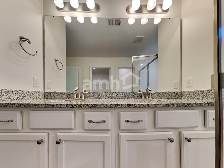 Building Photo - 126 County Rd S-18-537