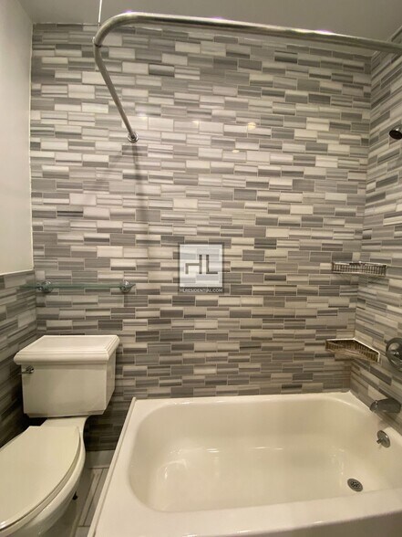 Building Photo - AMAZING 1 BR APARTMENT! WON’T LAST!! NO BR...