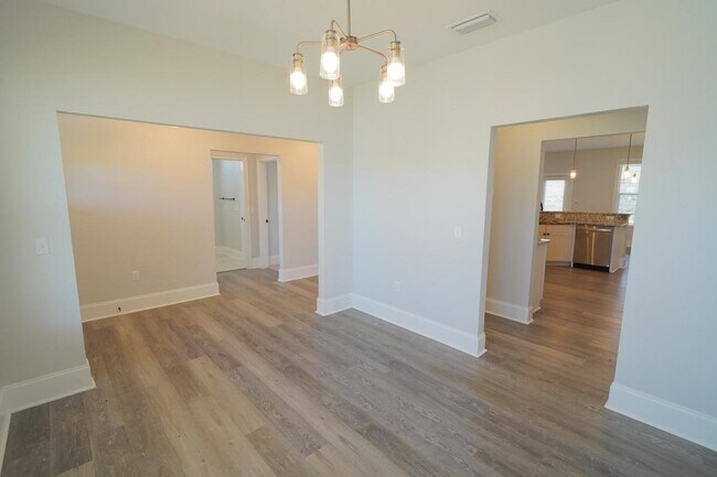 Building Photo - 3846 Arbor Dr