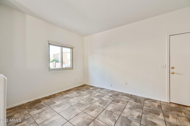 Building Photo - 21838 N 41st St