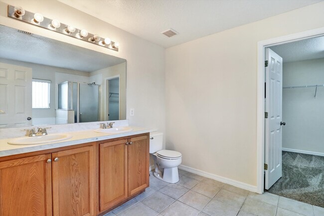 Building Photo - 2719 Portchester Ct