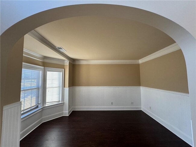 Building Photo - 352 Plymstock Dr