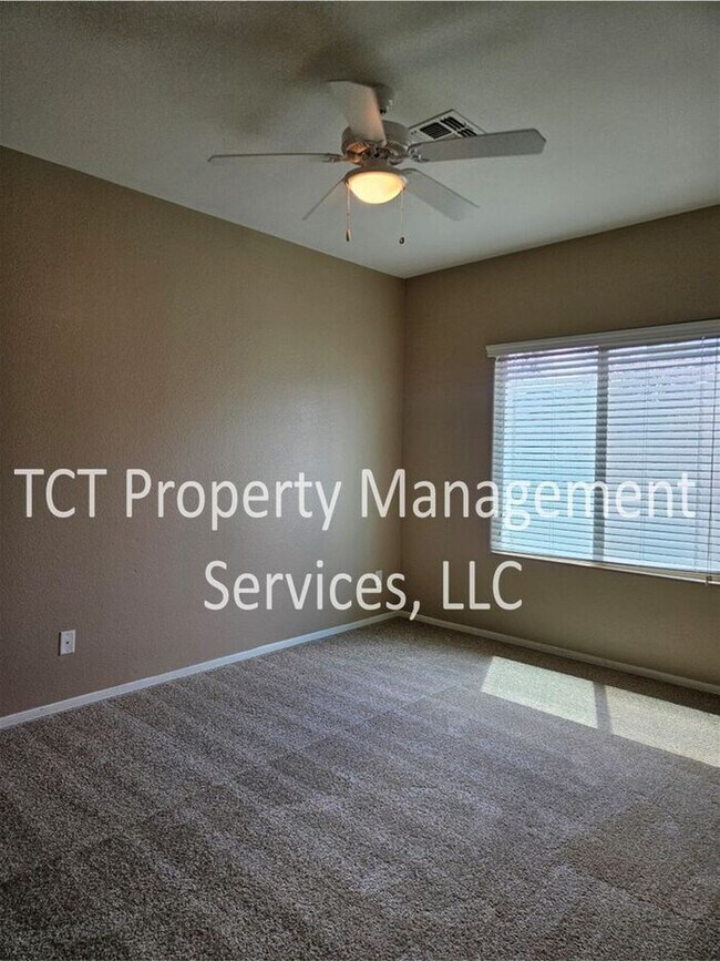 Building Photo - 3 bed/2 bath home in Buckeye