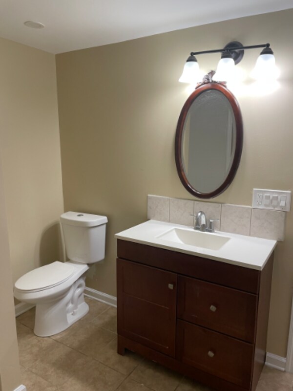 Building Photo - 3316 Cocoa Dr