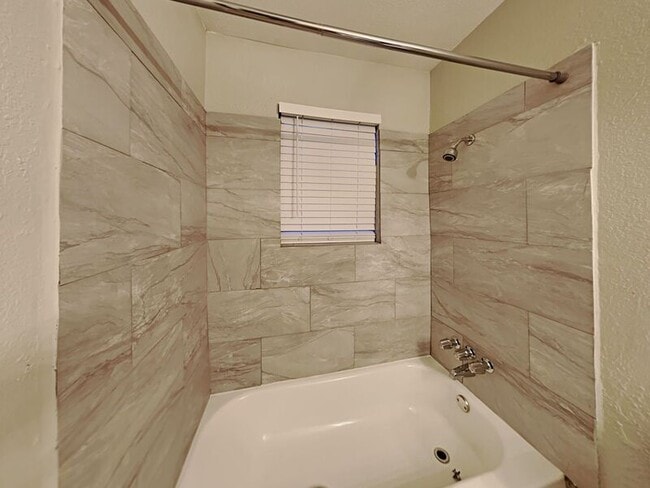 Building Photo - 4108 Selene Dr