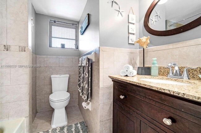 Building Photo - 830 NW 87th Ave