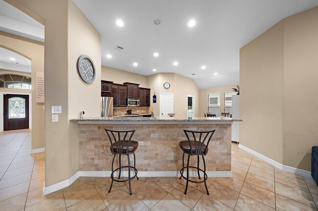 Building Photo - 4711 Salinas Ln