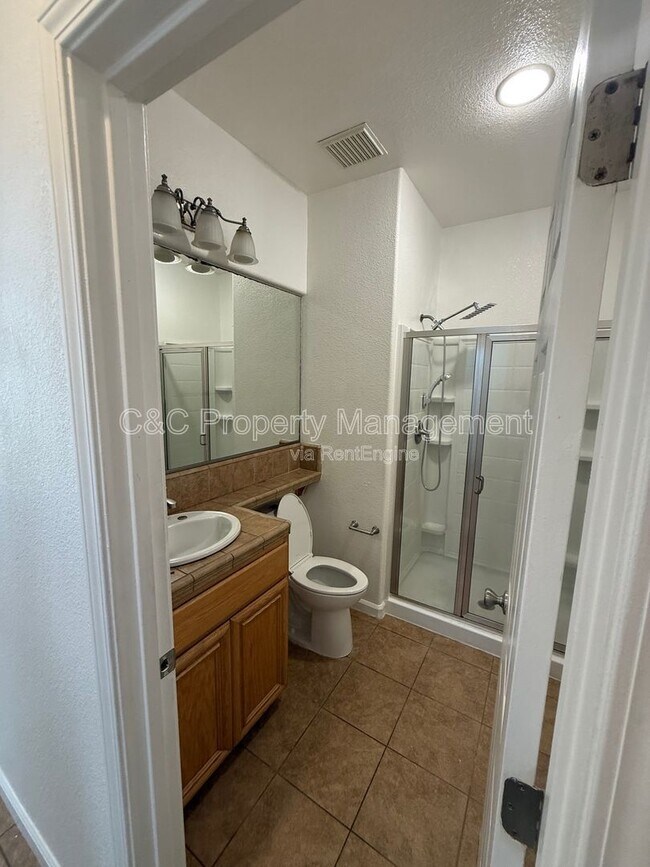 Building Photo - 10477 Albert Dr