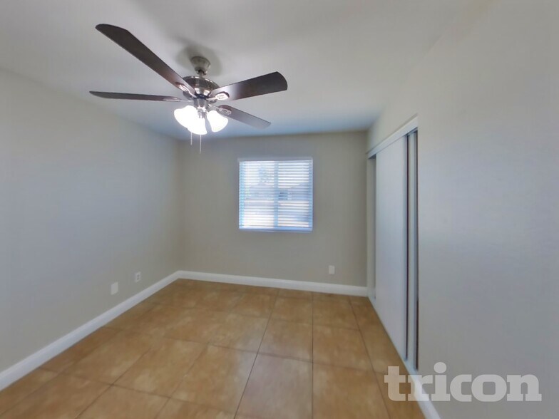 Building Photo - 9026 N 64th Dr