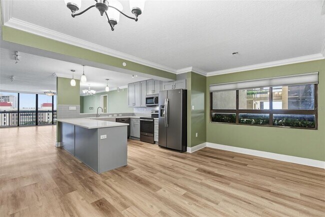 Building Photo - 2413 Bayshore Blvd