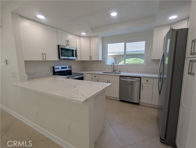 Building Photo - 28262 Glenbrook