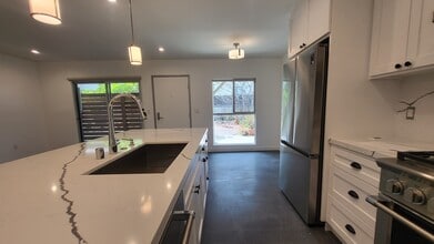 Building Photo - 2628 5th St