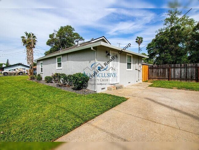 Building Photo - Great 3BD 2 BA home
