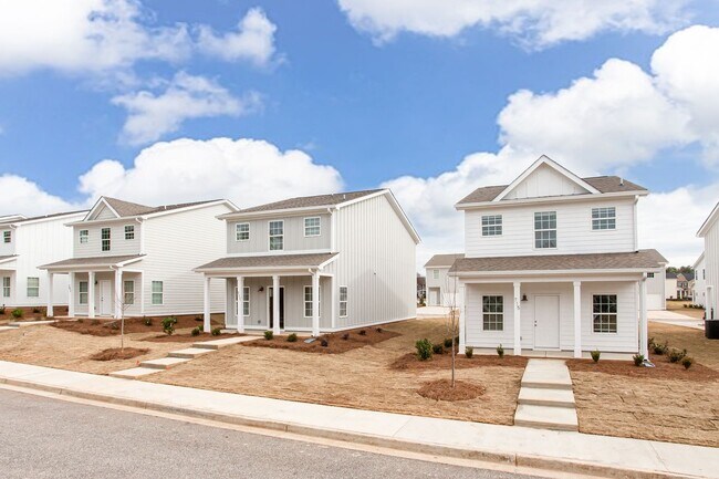 Building Photo - 715 W Vincent Dr