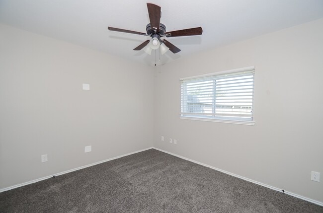 Building Photo - 2646 Leopard Ct