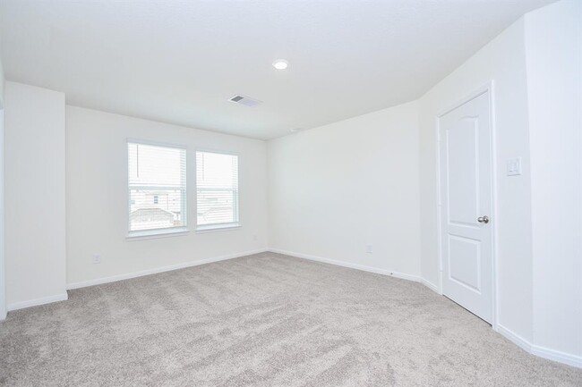 Building Photo - 4813 Vida Vis Dr