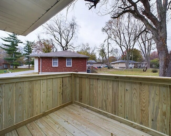 Building Photo - Spacious 4 Bed | 2 Bath Renovated Home!