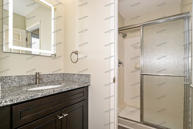 Building Photo - 12693 Meadowdale Dr