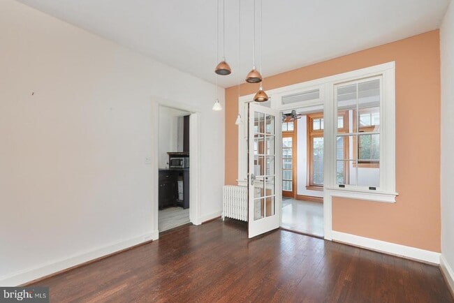 Building Photo - 2428 Tunlaw Rd NW