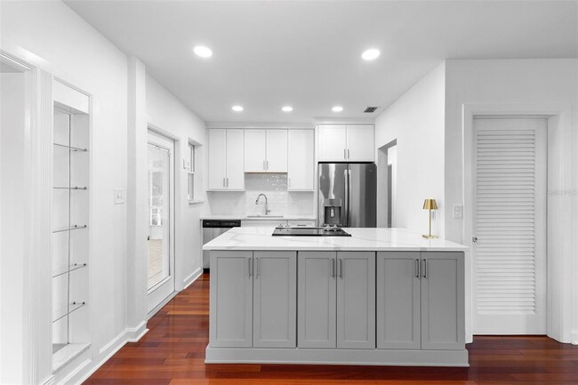 Building Photo - 3623 Chelsea St