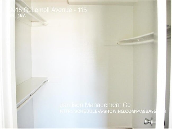 Building Photo - 13915 Lemoli Ave