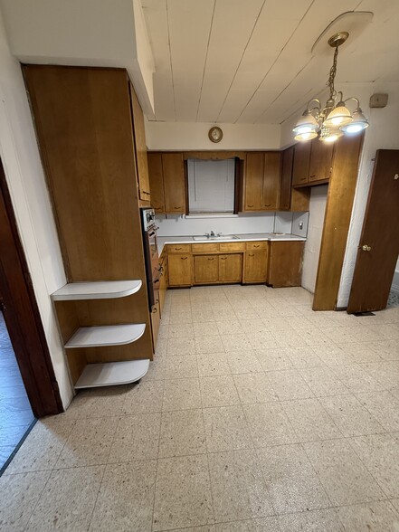 Building Photo - 130 Front St