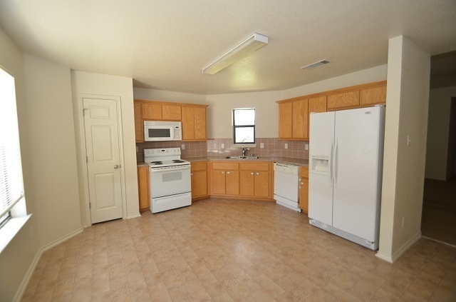 Building Photo - GREAT 3 BED/ 2 BATH HOME IN THE QUIET, MEADOWS - COPPERAS COVE